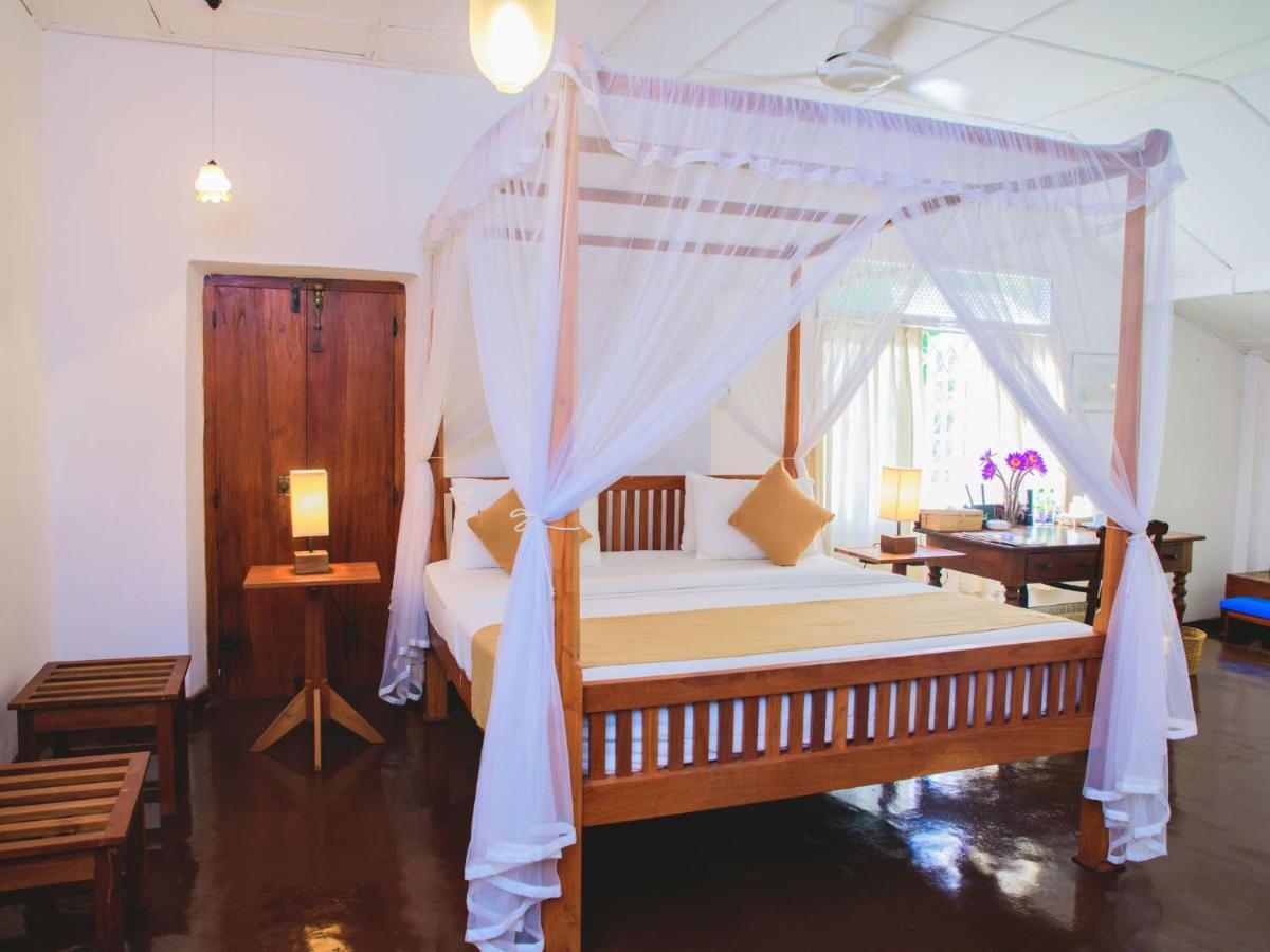 Thalpe Walawwa Heritage Villa Unawatuna Dış mekan fotoğraf