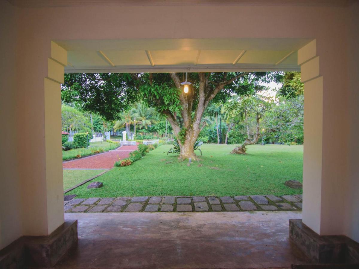Thalpe Walawwa Heritage Villa Unawatuna Dış mekan fotoğraf