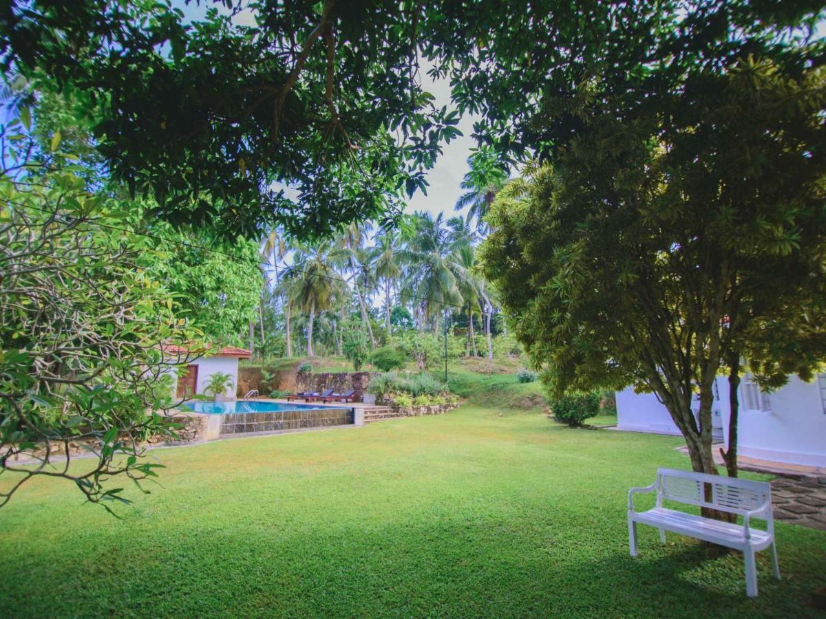 Thalpe Walawwa Heritage Villa Unawatuna Dış mekan fotoğraf