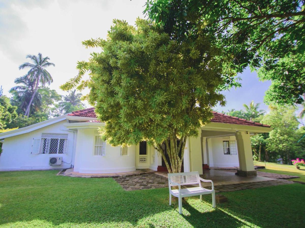 Thalpe Walawwa Heritage Villa Unawatuna Dış mekan fotoğraf